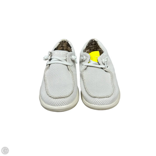 Shoes Flats By Ariat In Cream, Size: 7