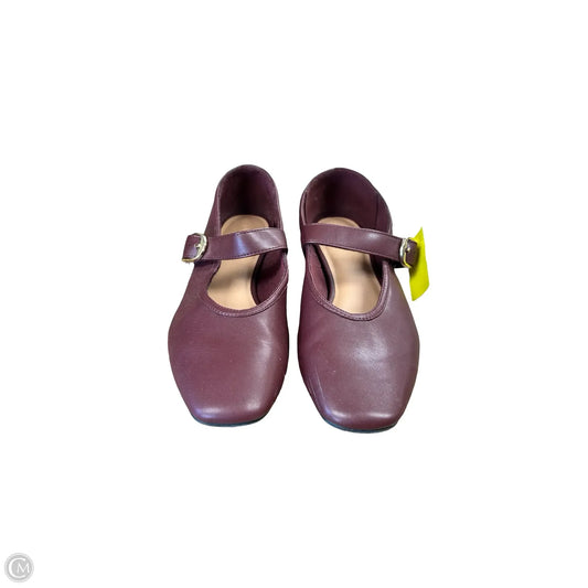 Shoes Flats By Old Navy In Maroon, Size: 9