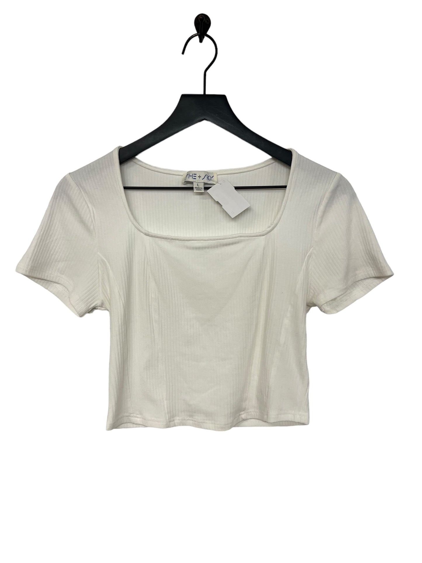 White Top Short Sleeve She + Sky, Size L