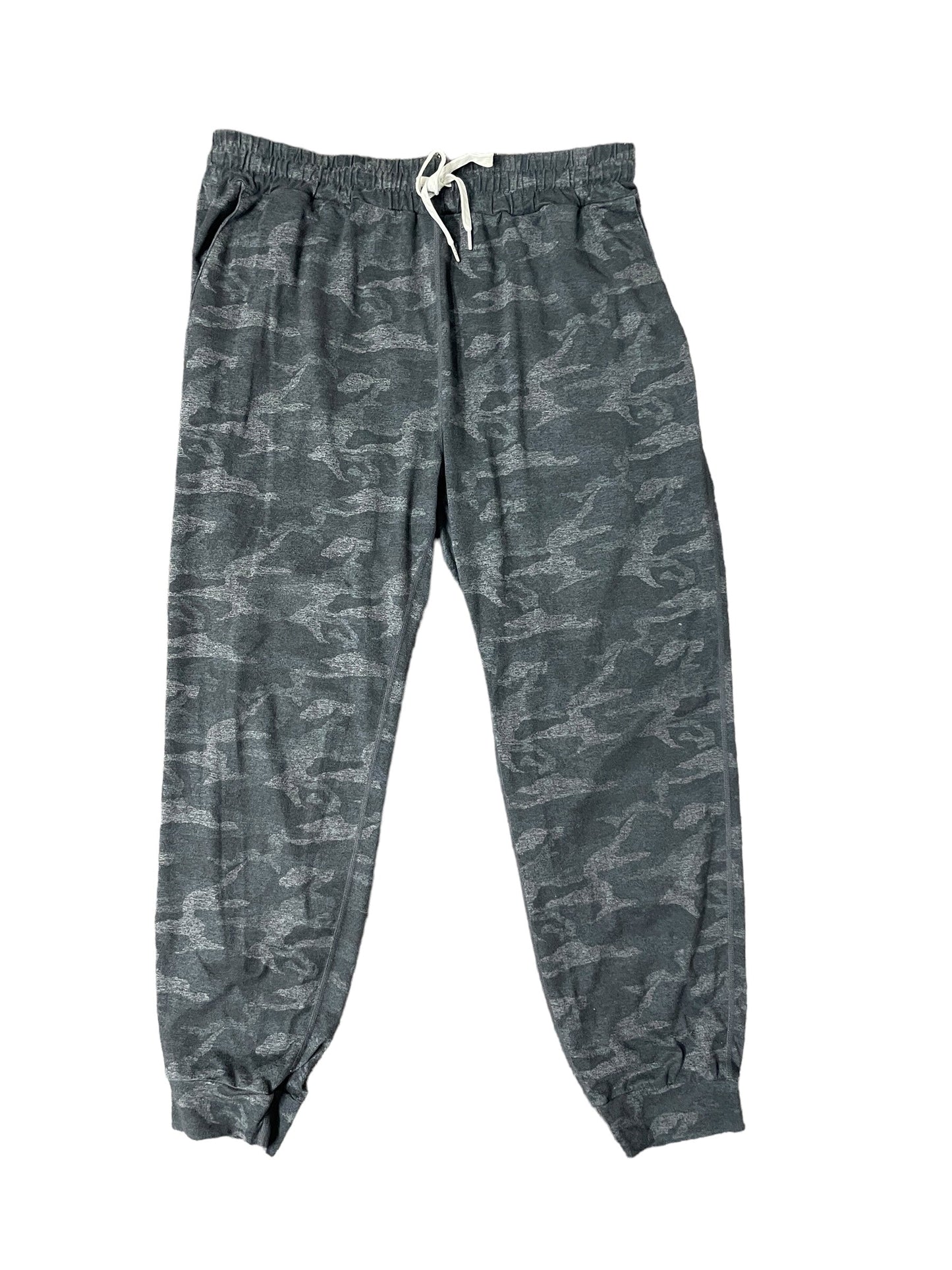 Athletic Pants By Vuori In Camouflage Print, Size: Xl