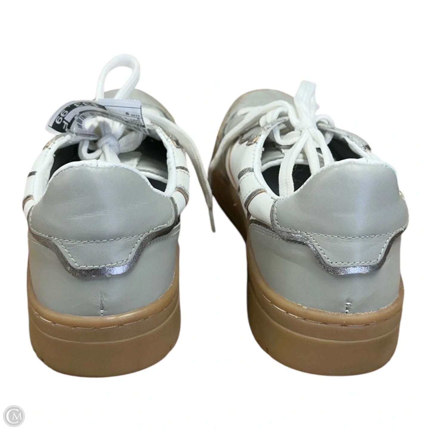 Shoes Sneakers By Free People In Grey & White, Size: 9