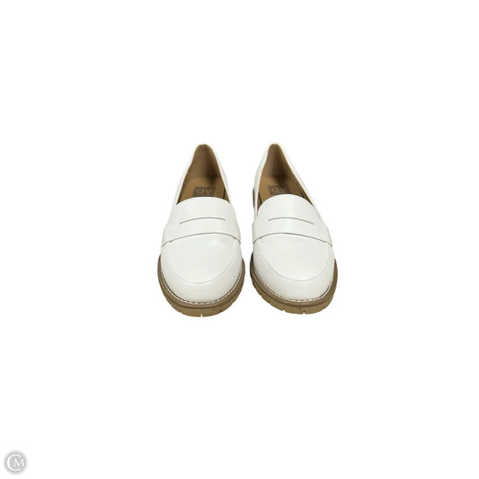 Shoes Flats By Dolce Vita In White, Size: 9.5