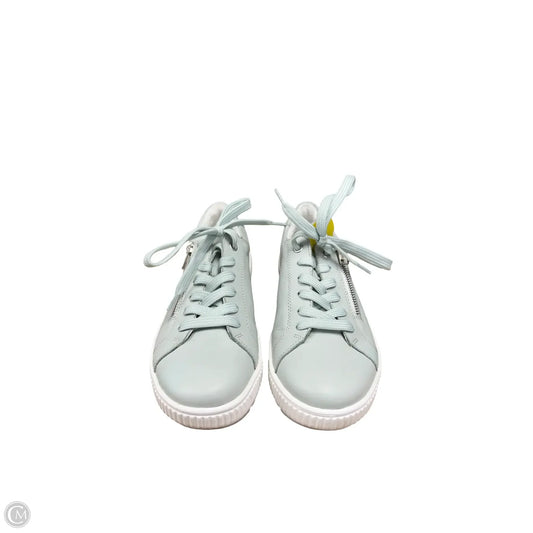 Shoes Sneakers By Clothes Mentor In Green, Size: 7