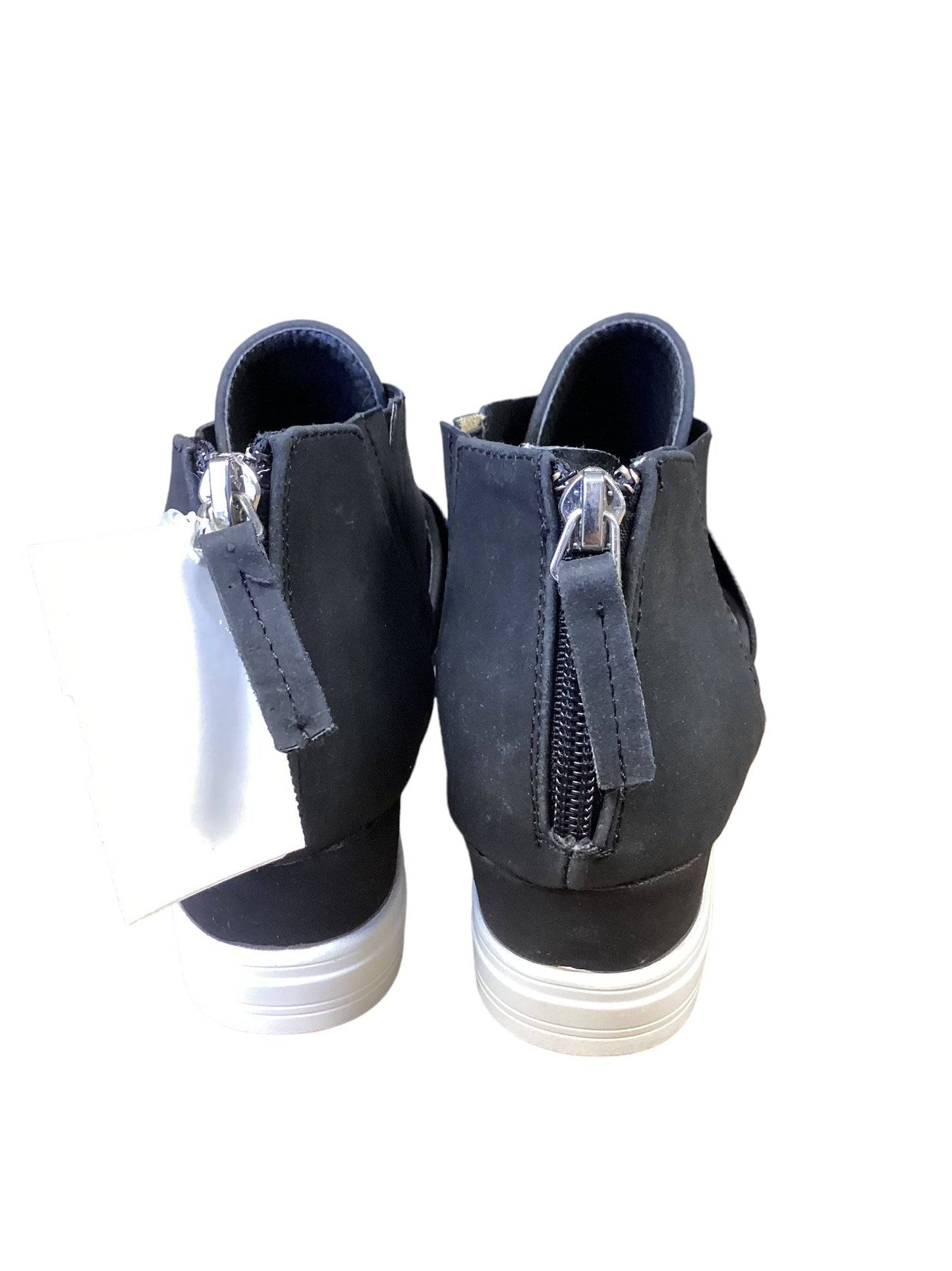 Black Shoes Flats Clothes Mentor, Size 6.5