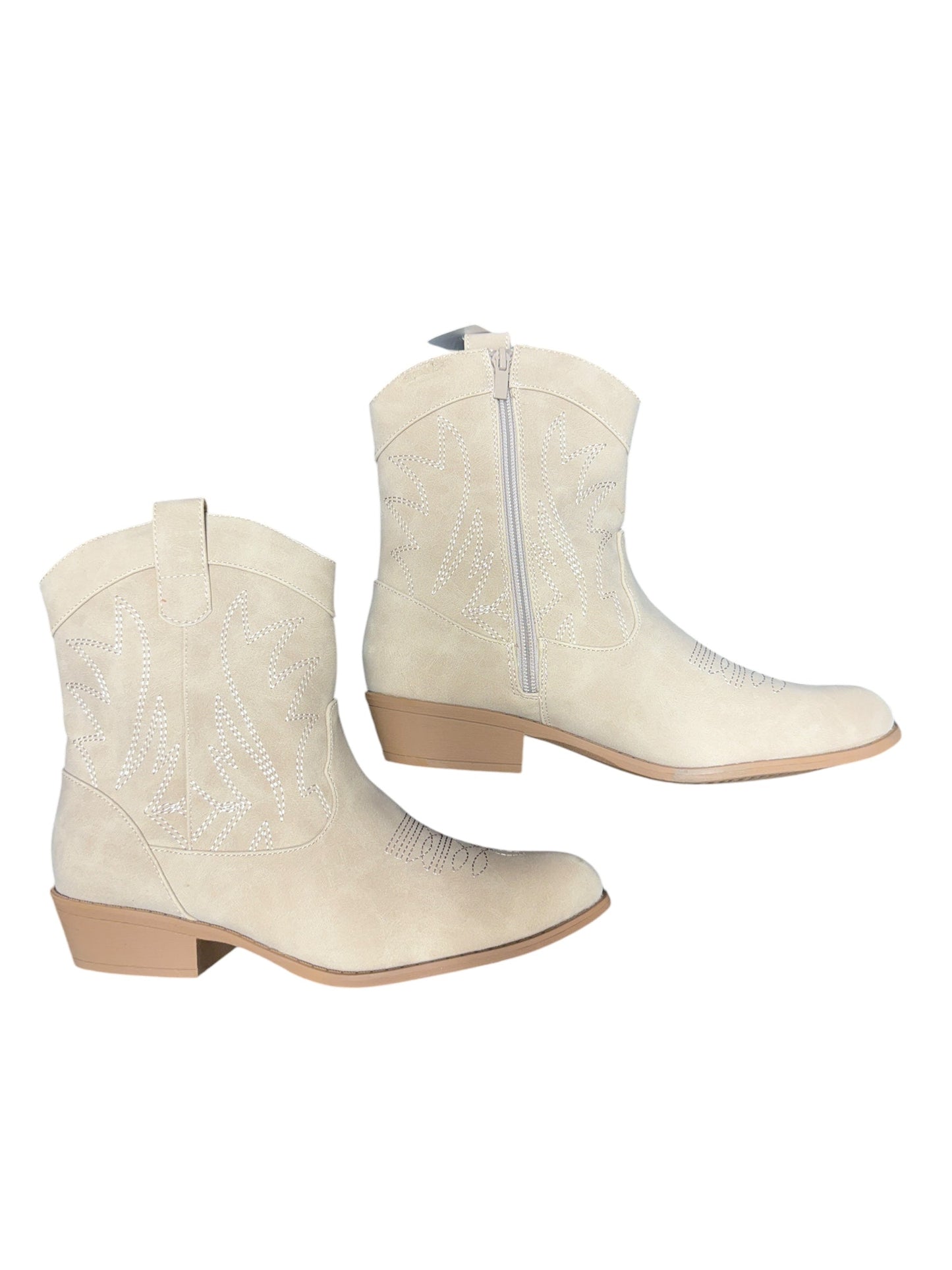 Boots Western By Clothes Mentor In Cream, Size: 10