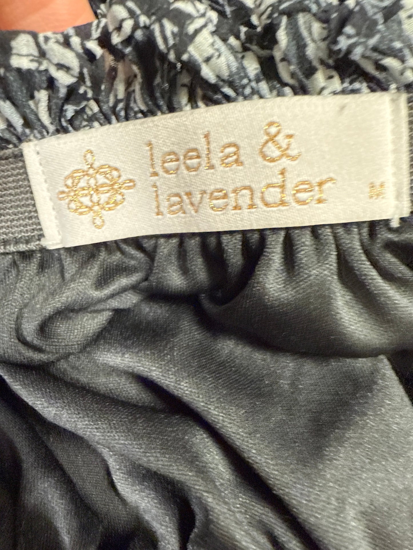 Skirt Mini & Short By Leela & Lavender In Floral Print, Size: M