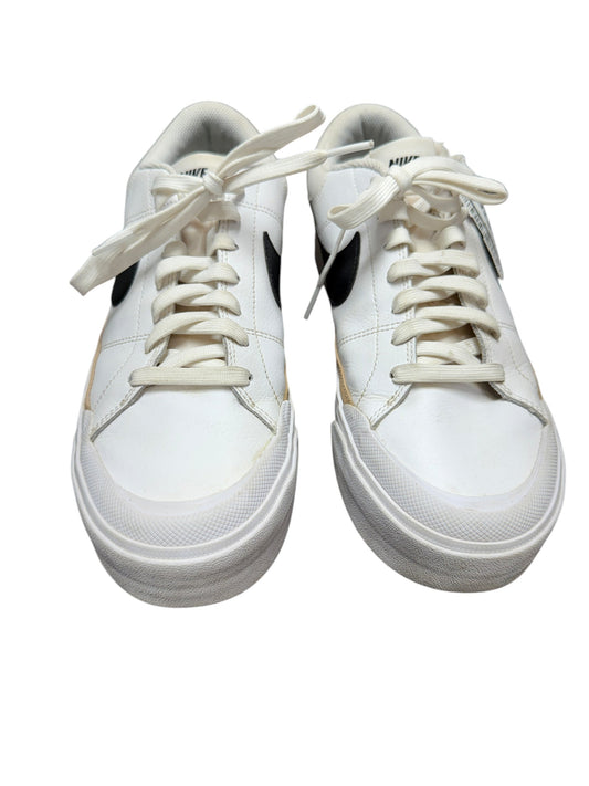 Shoes Sneakers By Nike In White, Size: 11