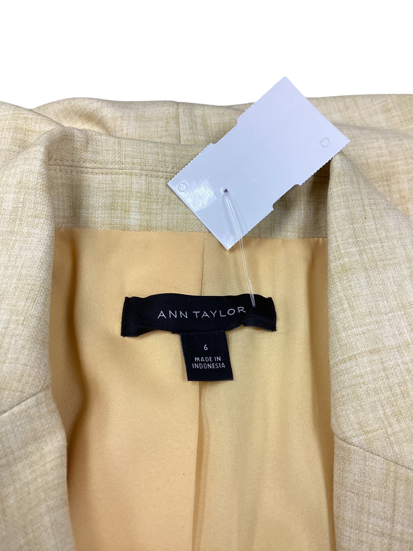 Blazer By Ann Taylor In Yellow, Size: 6