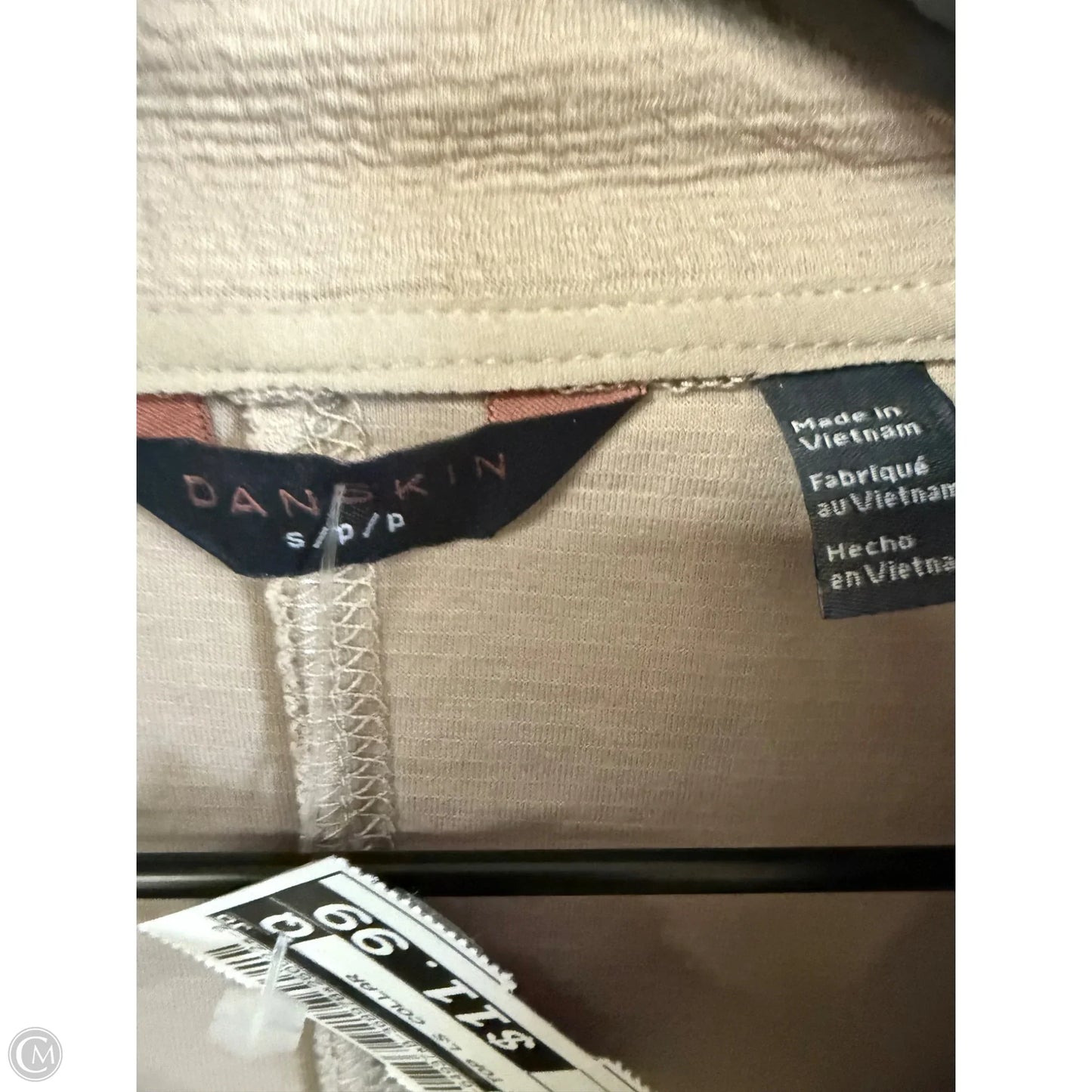 Athletic Top Long Sleeve Collar By Danskin In Taupe, Size: S