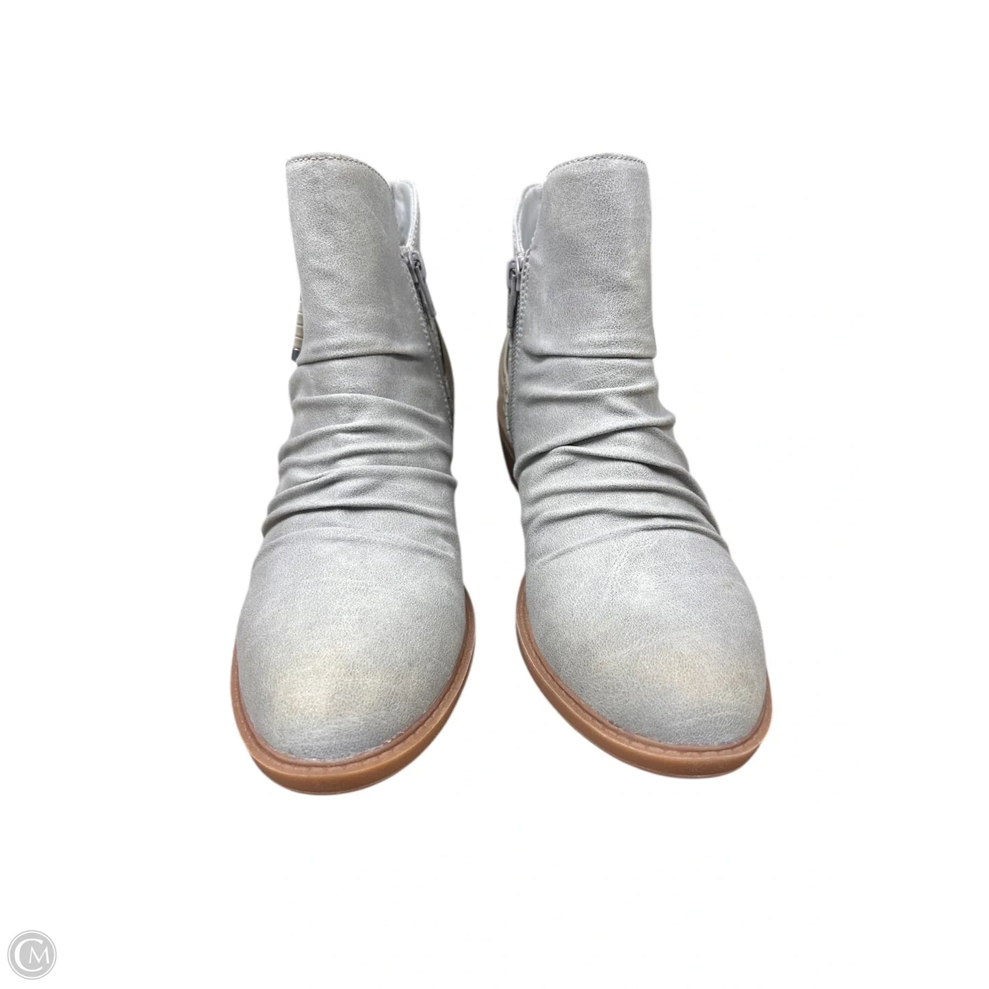 Boots Ankle Flats By Bare Traps In Grey, Size: 6.5