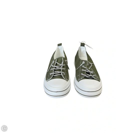 Shoes Sneakers By Very G In Green & White, Size: 9