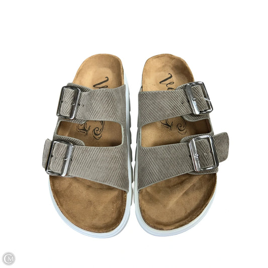 Sandals Flats By Very G In Taupe, Size: 7.5