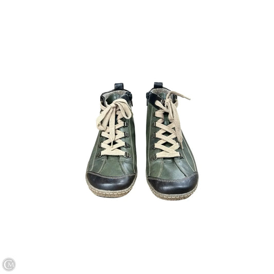 Shoes Flats By Cmc In Green, Size: 10.5