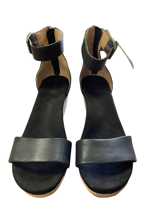 Black Sandals Heels Wedge Ugg, Size 9.5