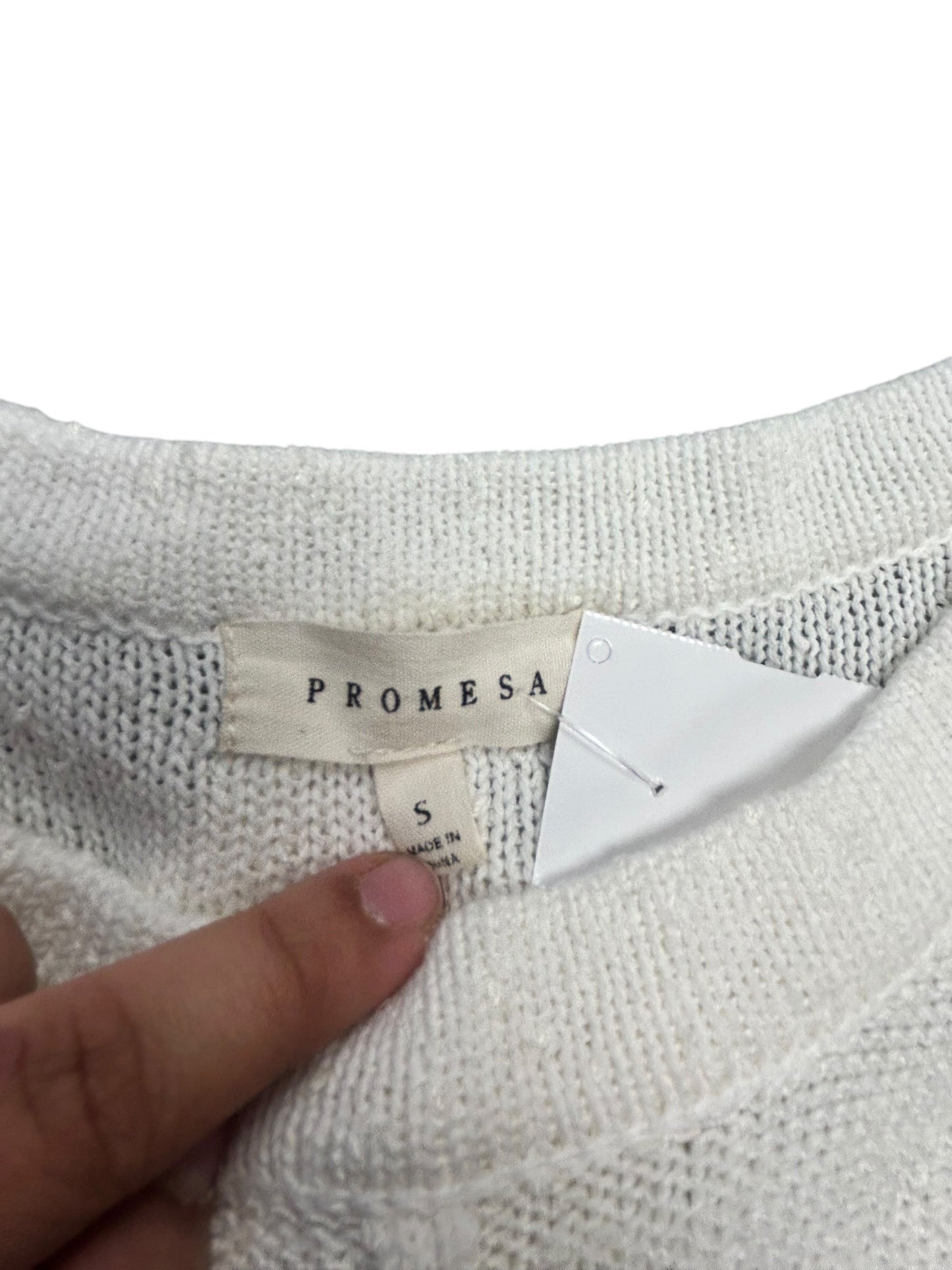 Sweater By Promesa In White, Size: S