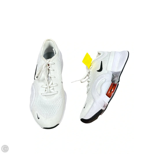 Shoes Athletic By Nike In White, Size: 8