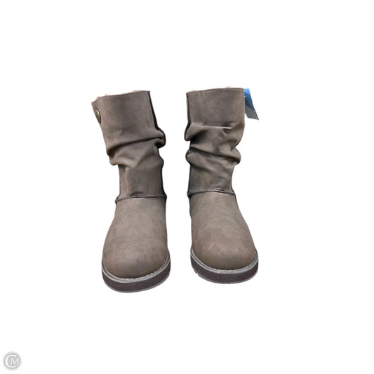Boots Mid-calf Flats By Skechers In Brown, Size: 7