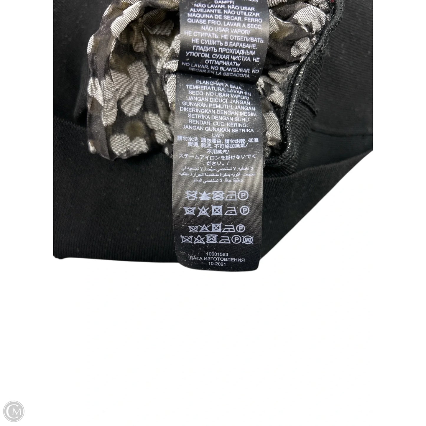 Top Long Sleeve Designer By Tory Burch In Black & Cream, Size: 6