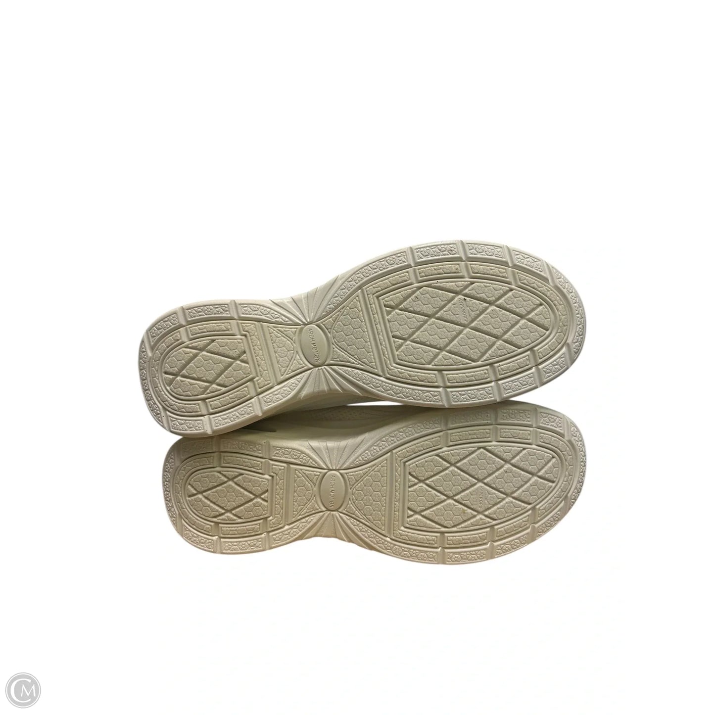 Shoes Athletic By Clothes Mentor In White, Size: 7