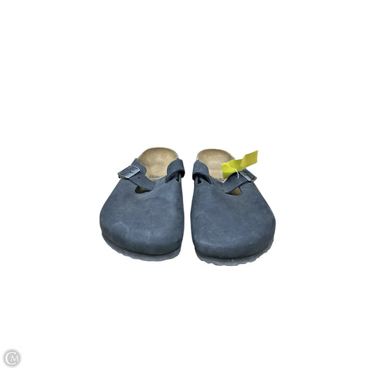 Shoes Flats By Birkenstock In Black, Size: 9