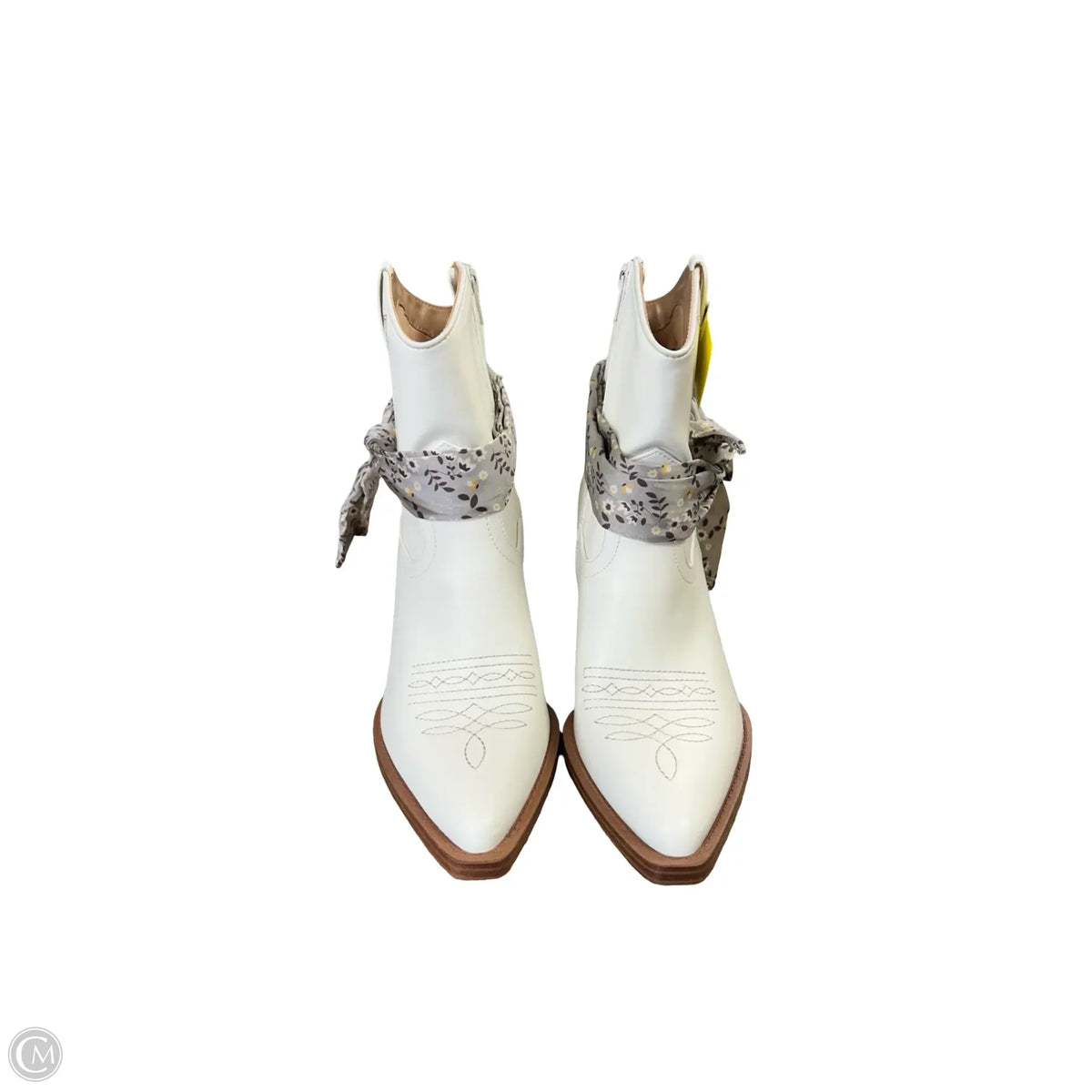 Boots Western By Universal Thread In White, Size: 6.5