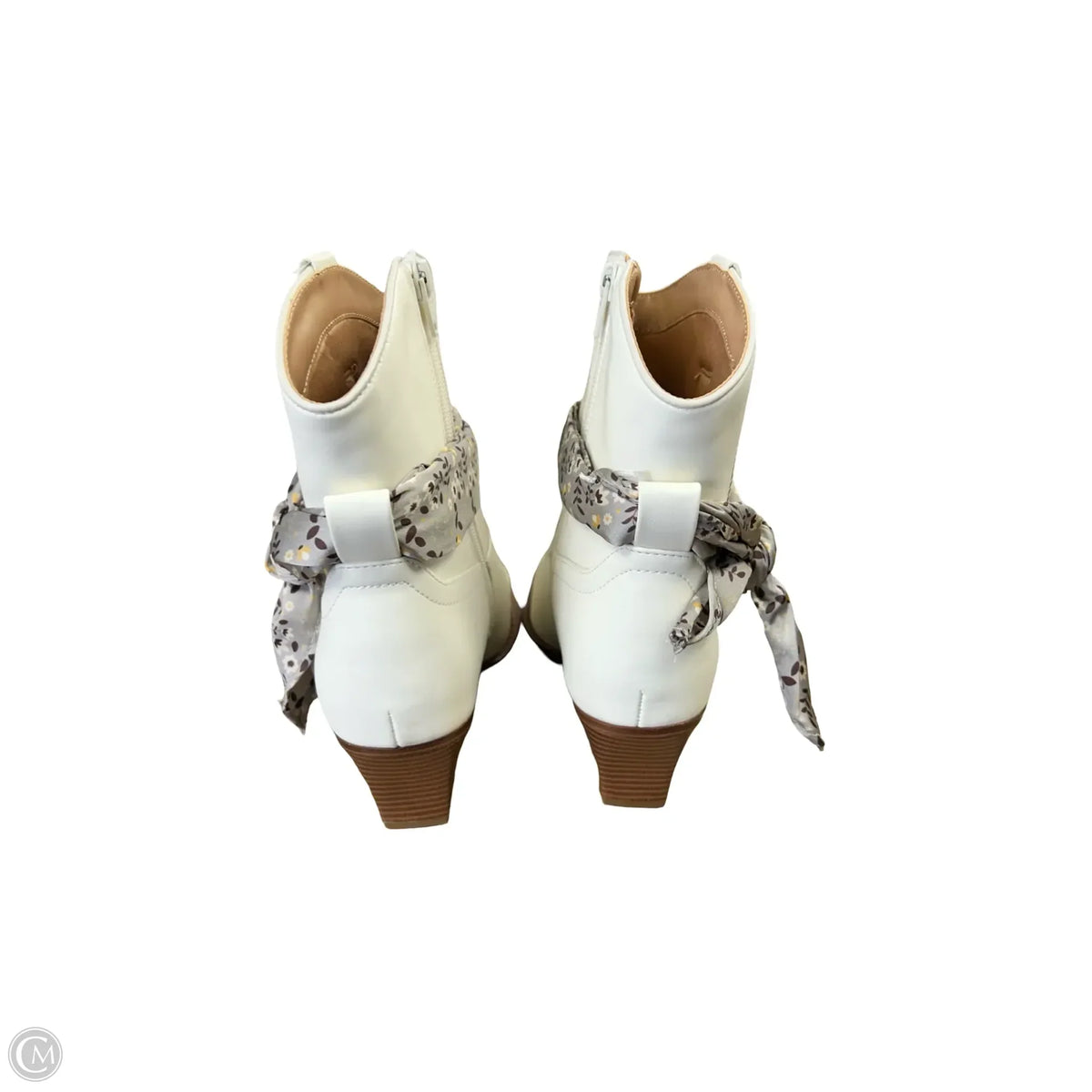 Boots Western By Universal Thread In White, Size: 6.5