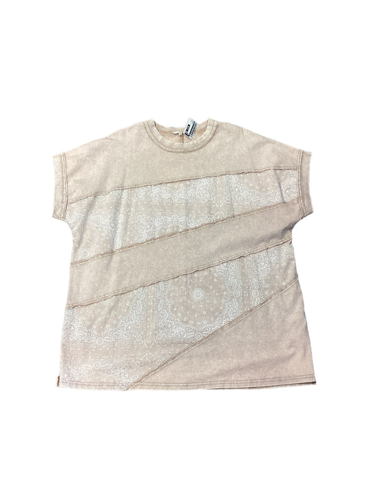 Cream Top Short Sleeve Easel, Size L