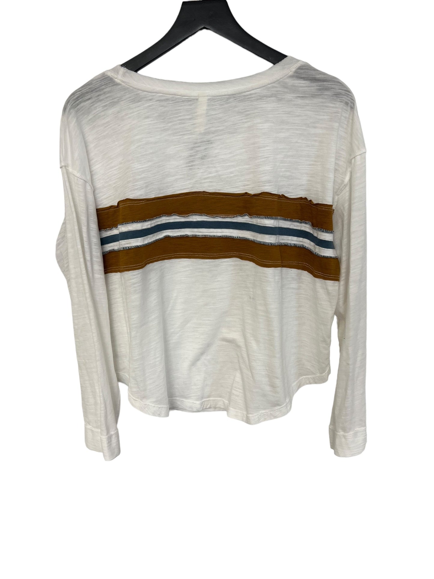 White Top Long Sleeve Wishlist, Size M