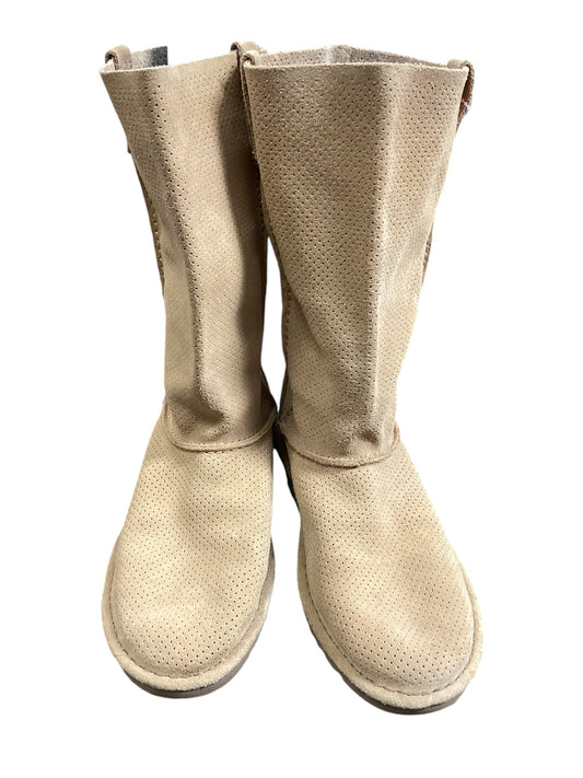 BOOTS ANKLE FLATS UGG in TAN, Size: 9