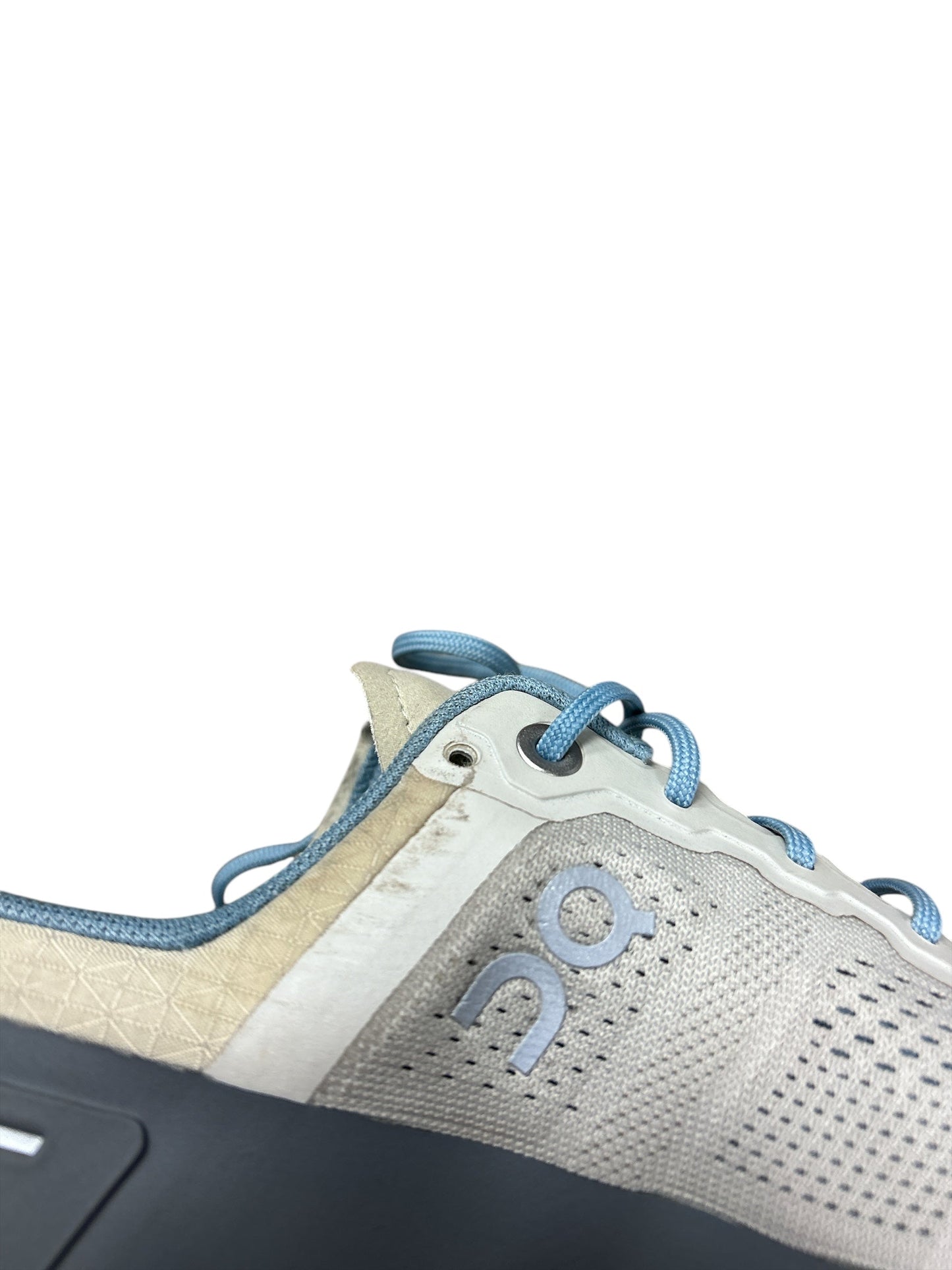 Shoes Athletic By On In Blue & Cream, Size: 6.5