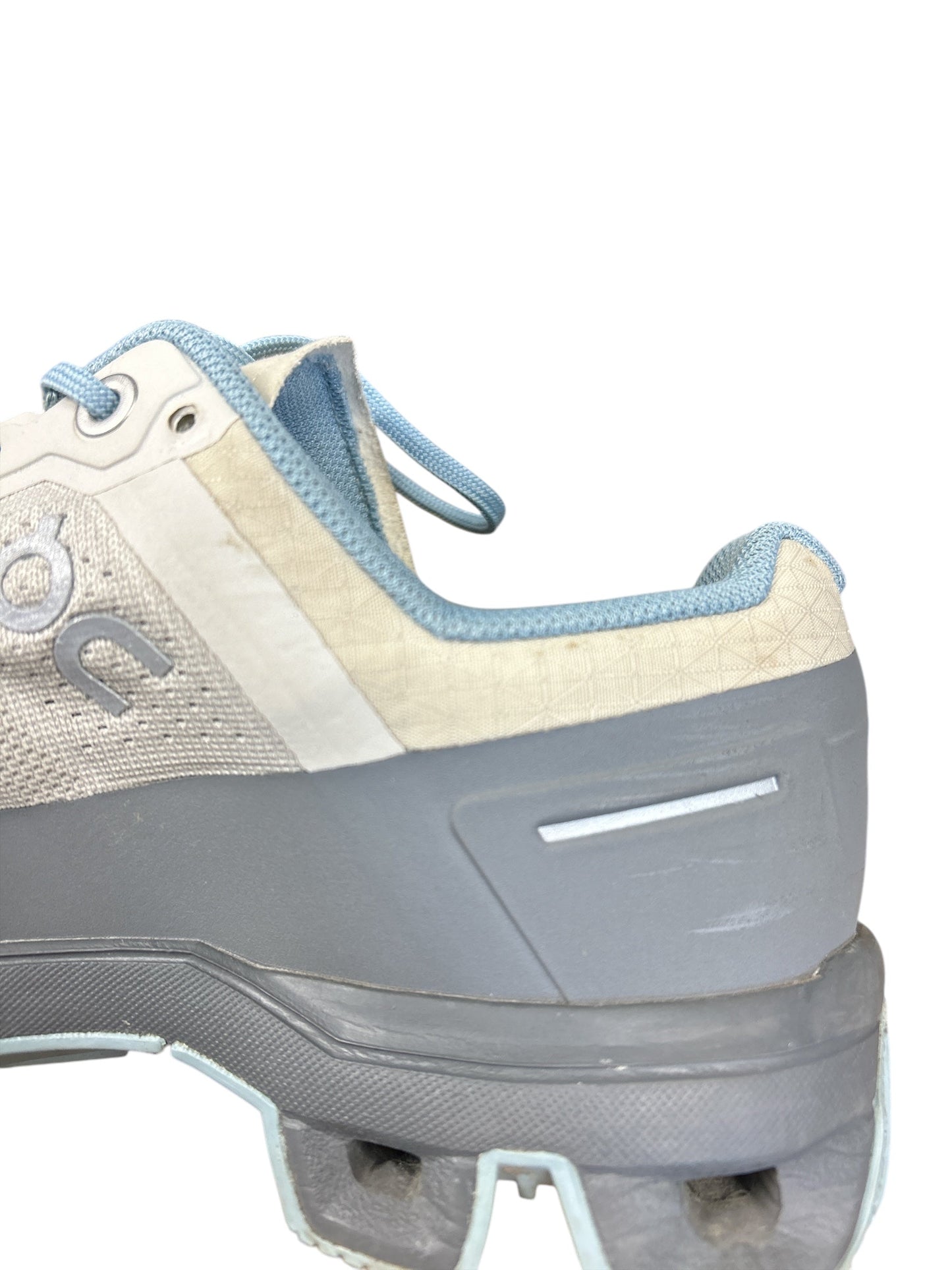 Shoes Athletic By On In Blue & Cream, Size: 6.5