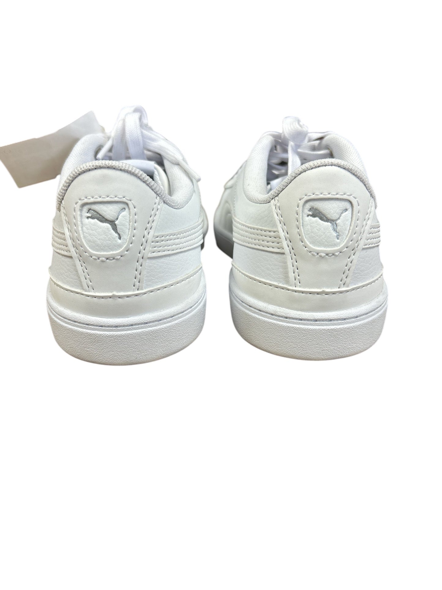 Shoes Sneakers By Puma In White, Size: 6.5