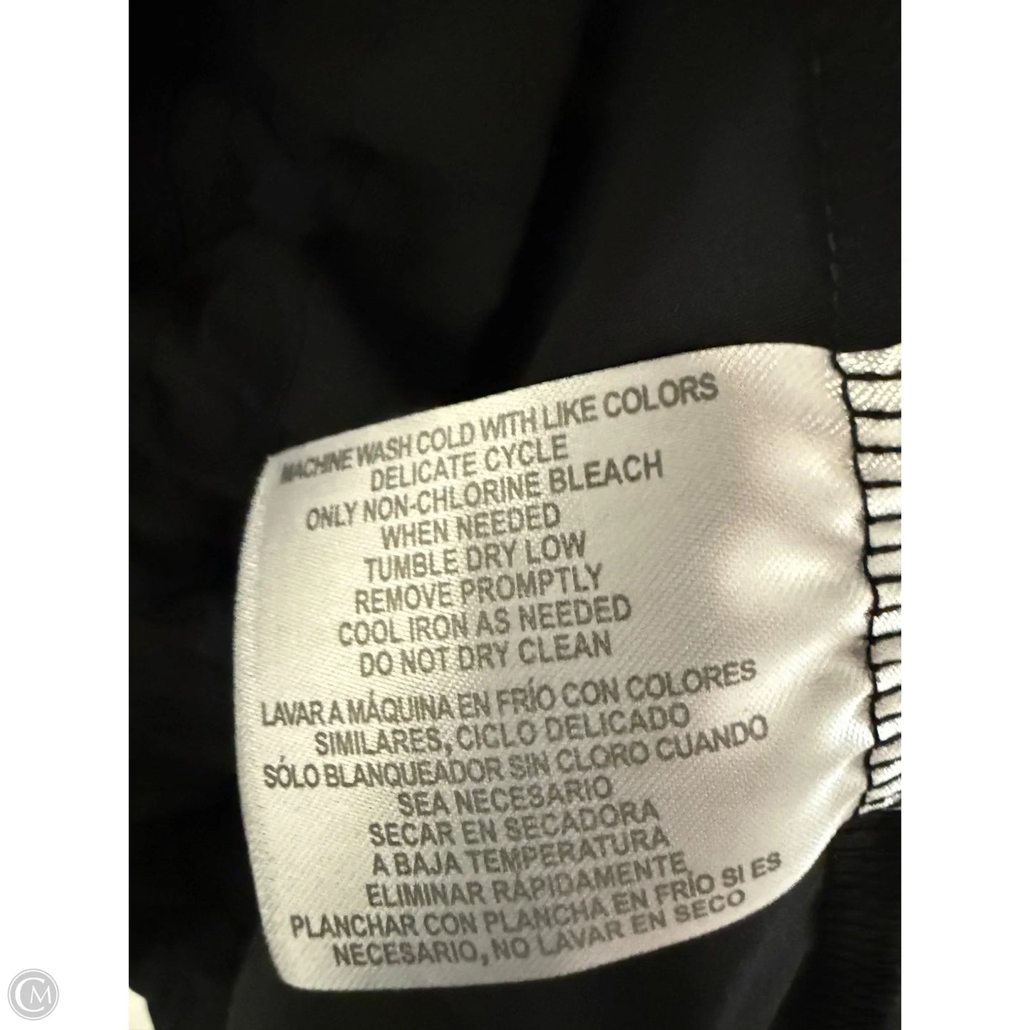 Athletic Top Long Sleeve Collar By Cme In Black, Size: M