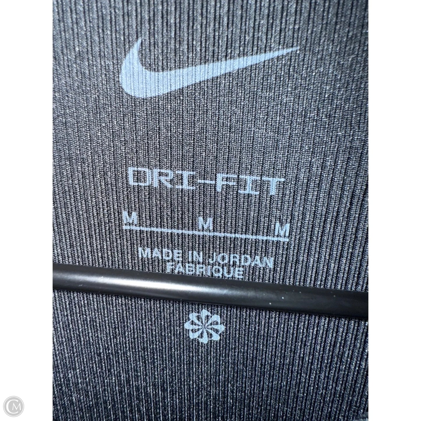 Athletic Top Long Sleeve Collar By Nike Apparel In Black, Size: M