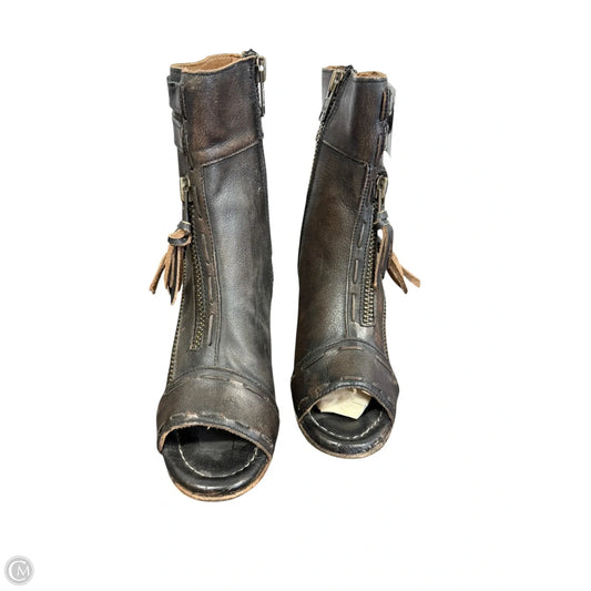 Sandals Heels Block By Freebird In Brown, Size: 10