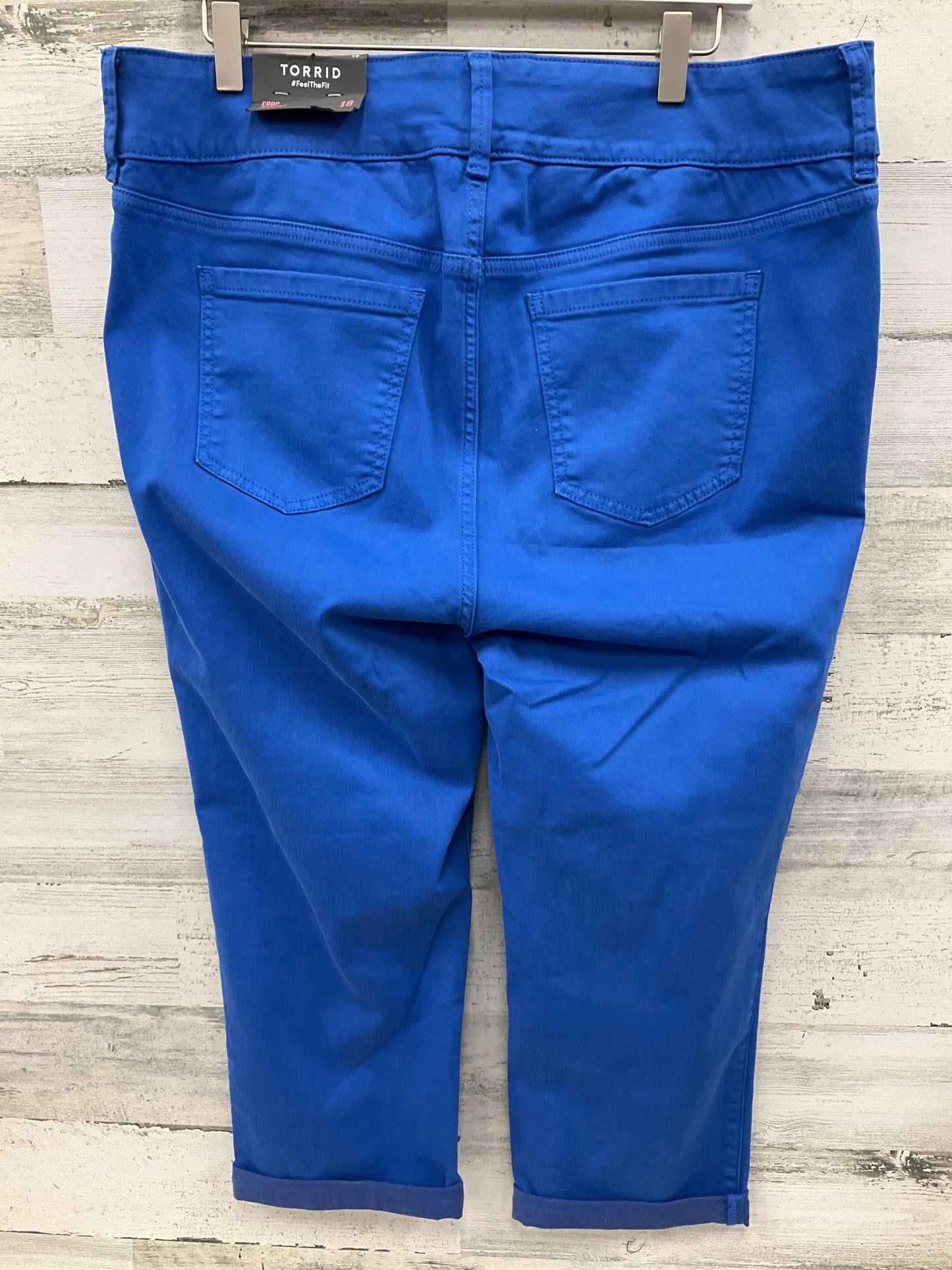 Capris By Torrid In Blue, Size: 18