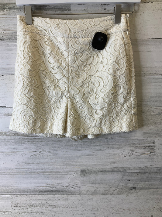 Cream Shorts Express, Size 00