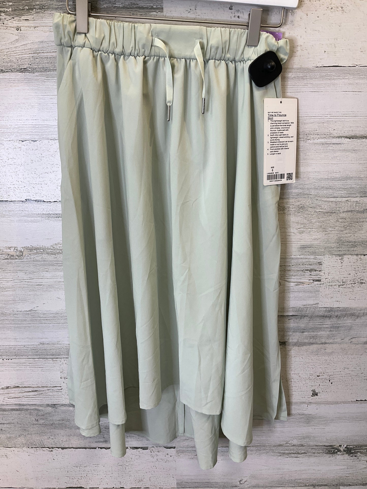 Green Skirt Midi Lululemon, Size 6