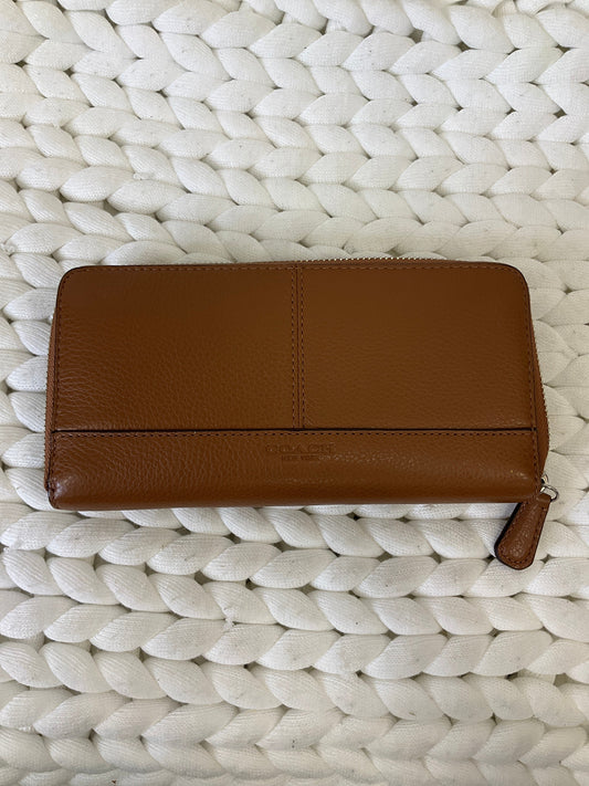 Wallet Designer Coach, Size Large