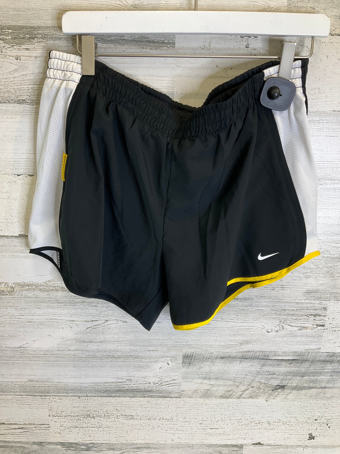 Black Athletic Shorts Nike Apparel, Size L