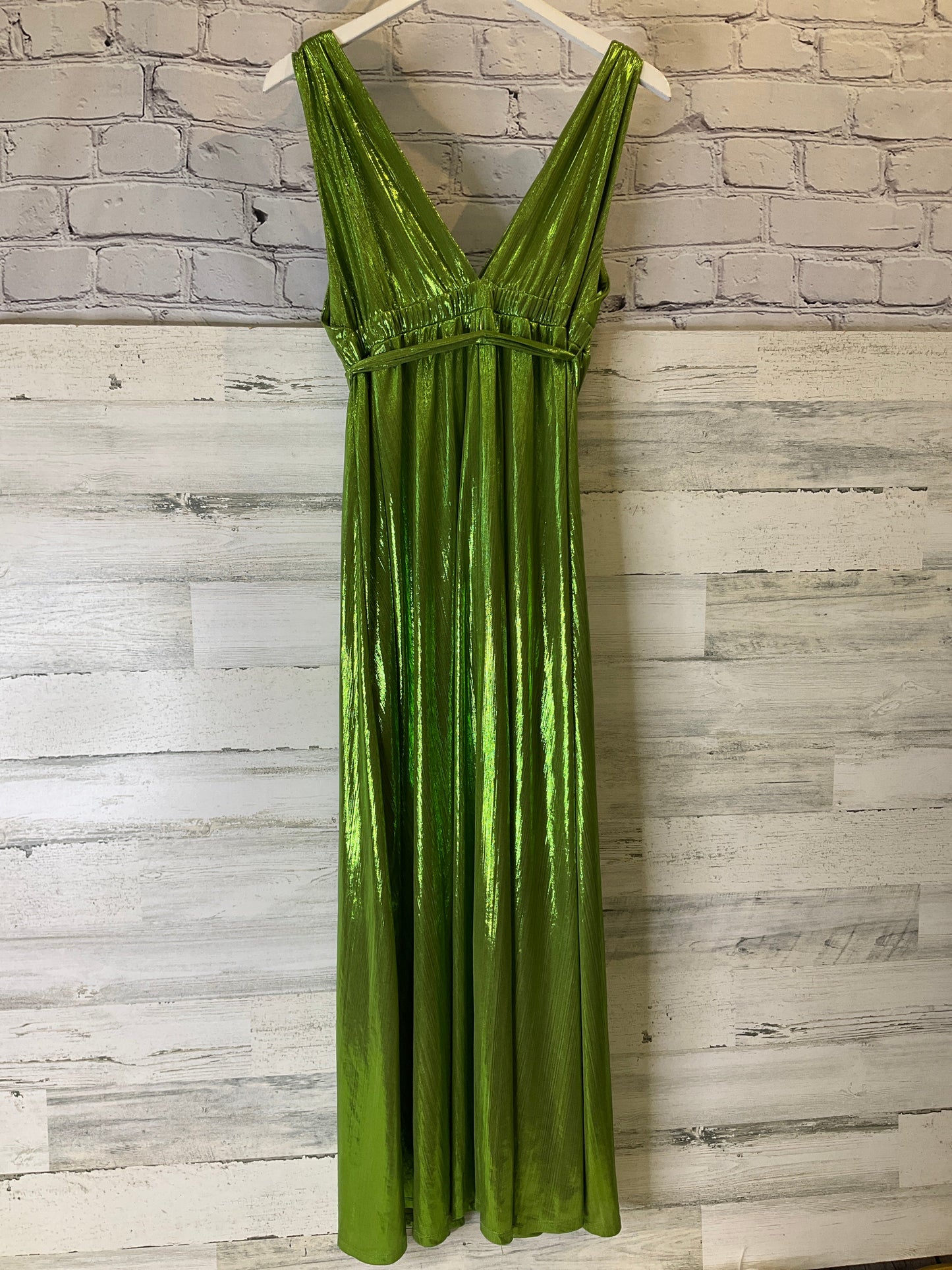 Dress Party Long By Clothes Mentor In Green, Size: M