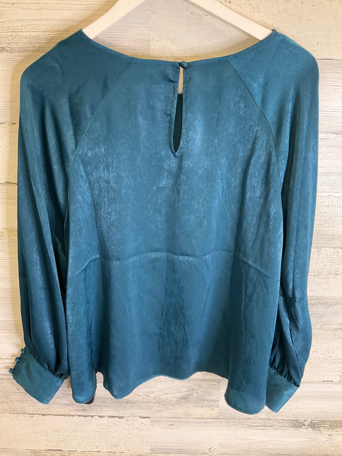 Top Long Sleeve By Maurices In Teal, Size: L