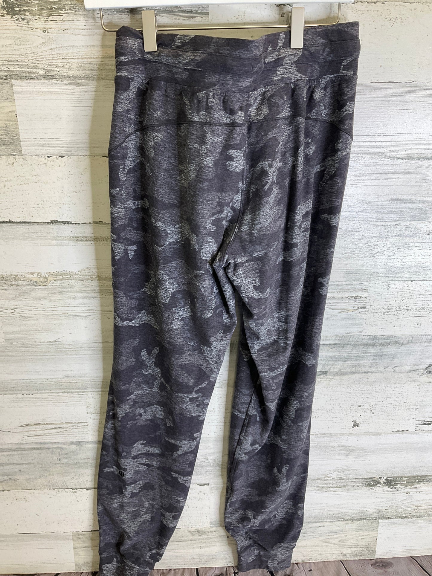 Athletic Pants By Lululemon In Grey, Size: 6