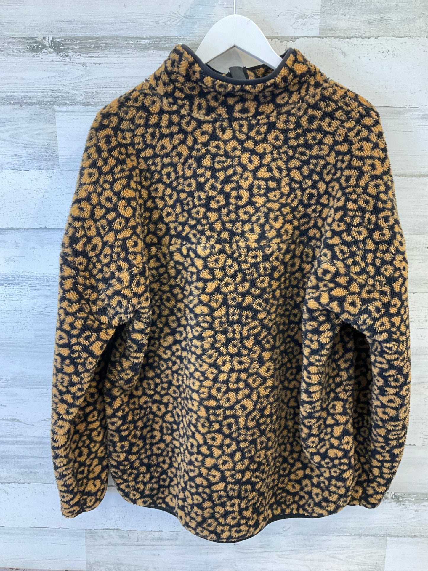 Athletic Fleece By Time And Tru In Animal Print, Size: Xl