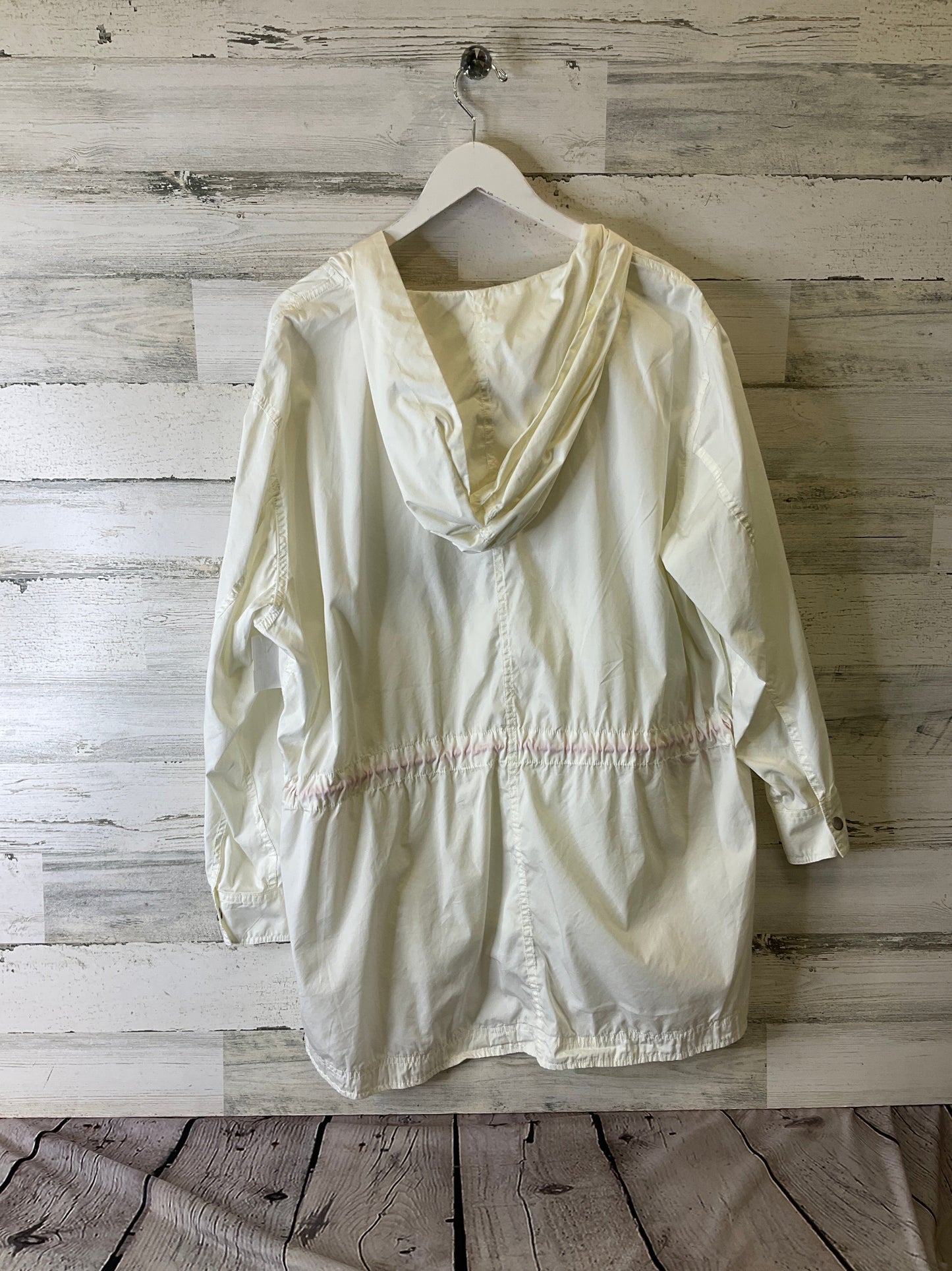 Jacket Windbreaker By Free People In White, Size: S