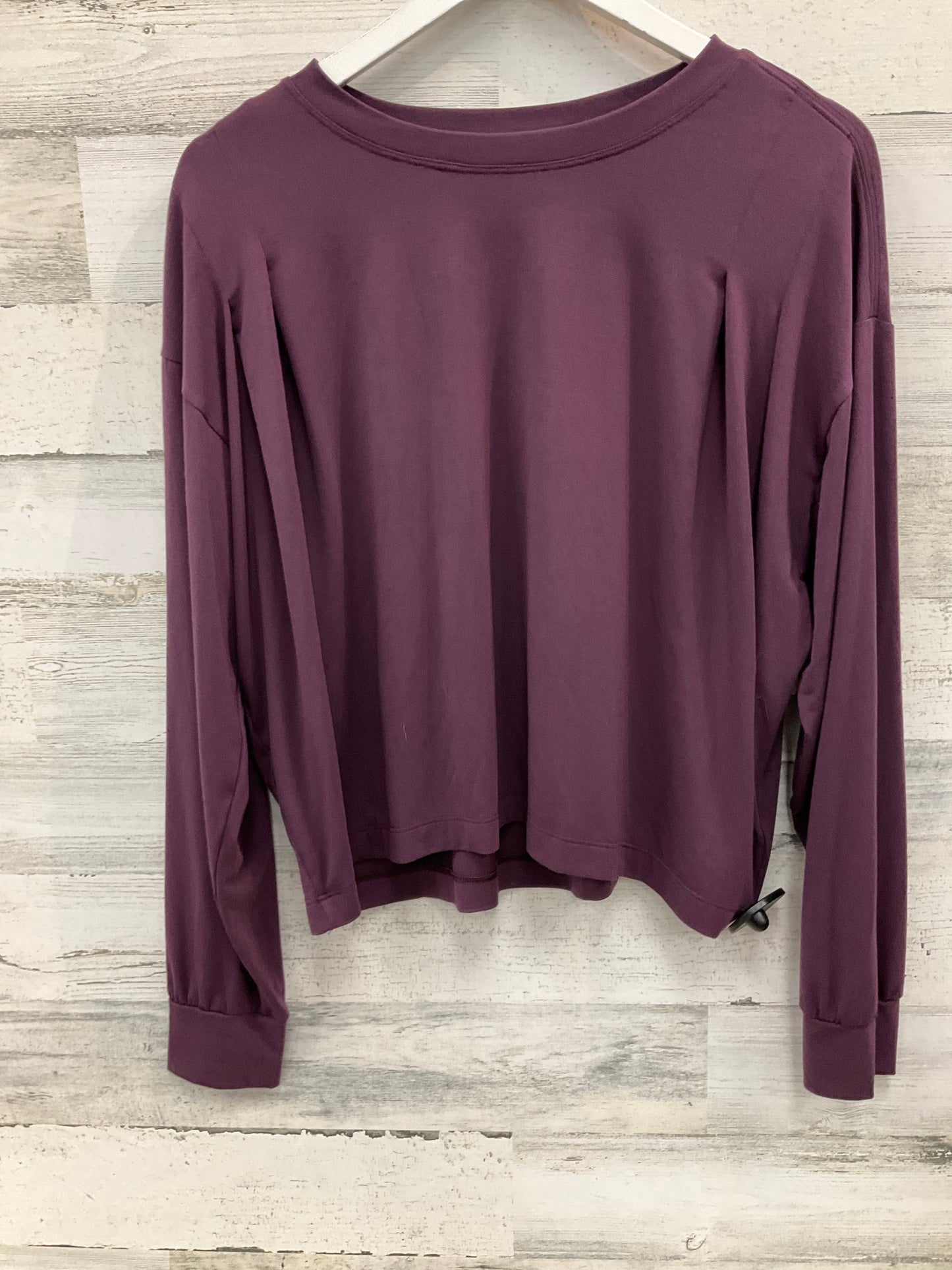 Athletic Top Long Sleeve Crewneck By Athleta In Purple, Size: M