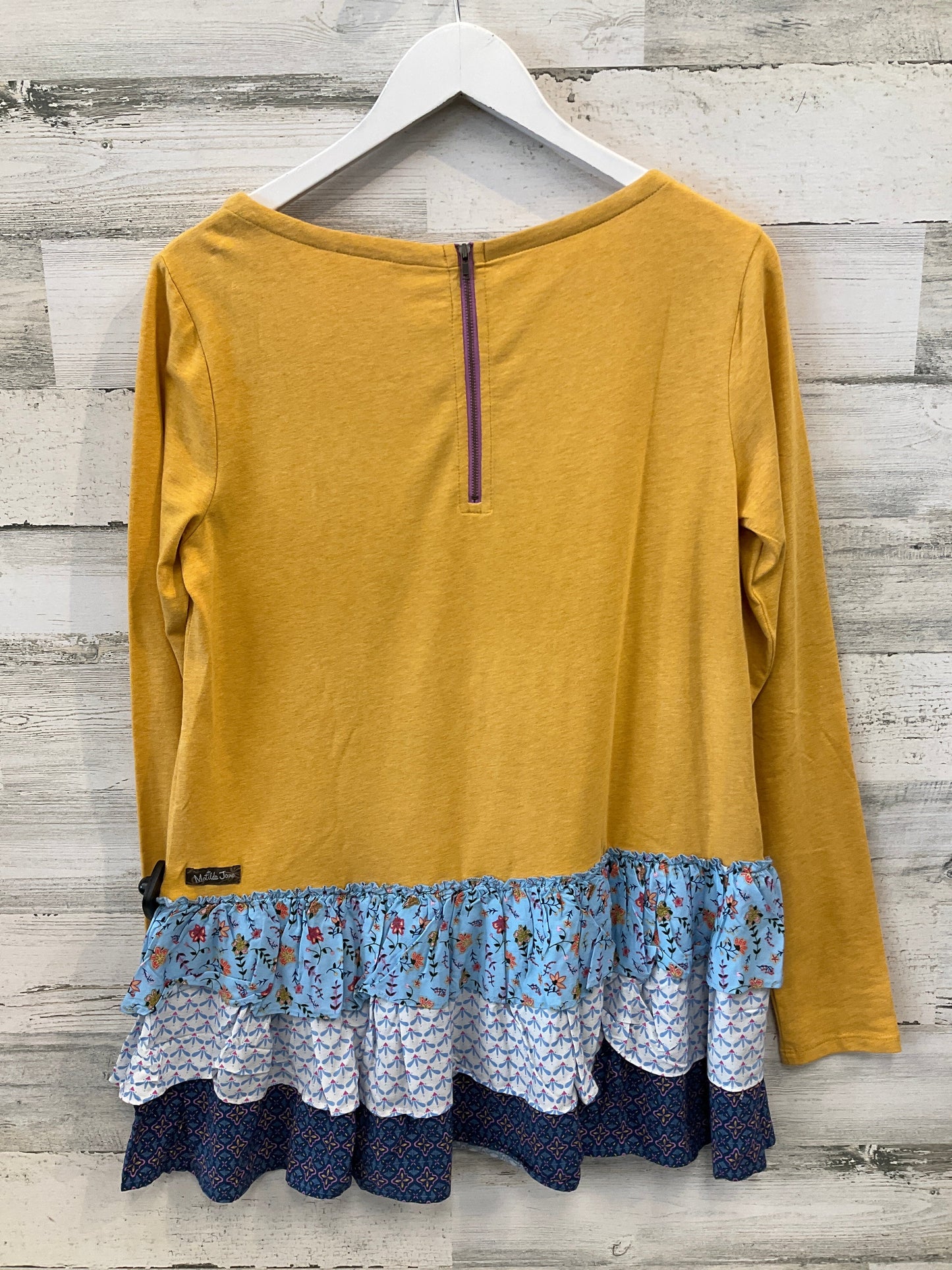 Top Long Sleeve By Matilda Jane In Gold, Size: M