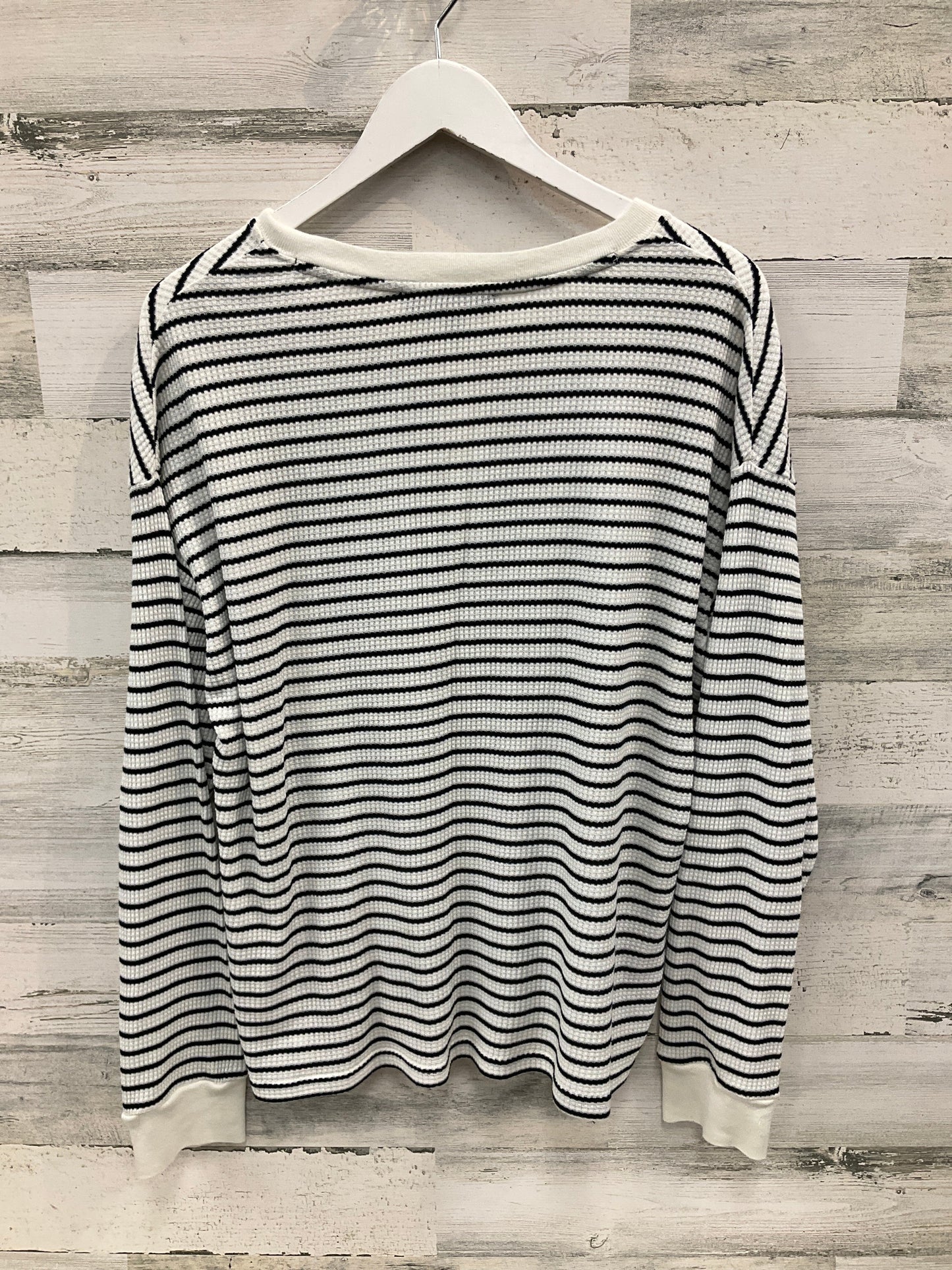 Top Long Sleeve By Tommy Hilfiger In Black & White, Size: L