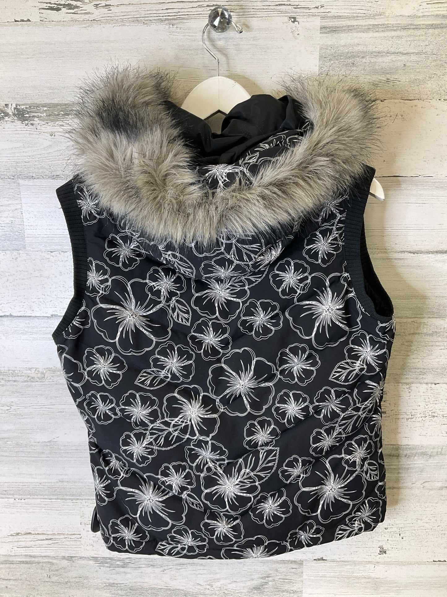 Vest Puffer & Quilted By Clothes Mentor In Black & White, Size: M