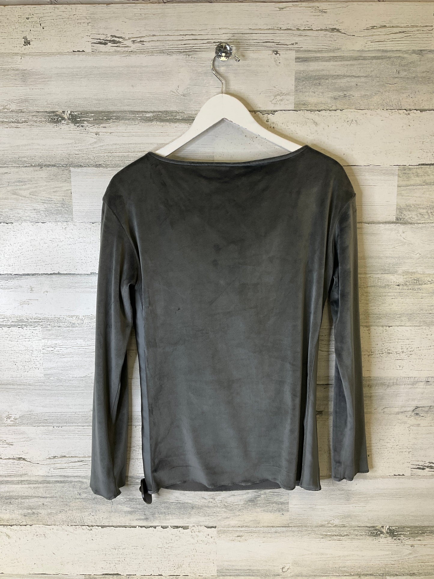 Top Long Sleeve By White House Black Market In Grey, Size: Xs